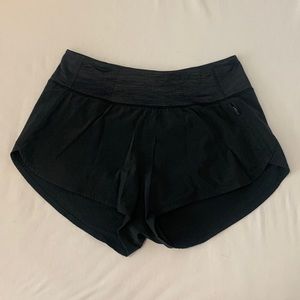 Outdoor Voices Hudson Shorts 2.5”